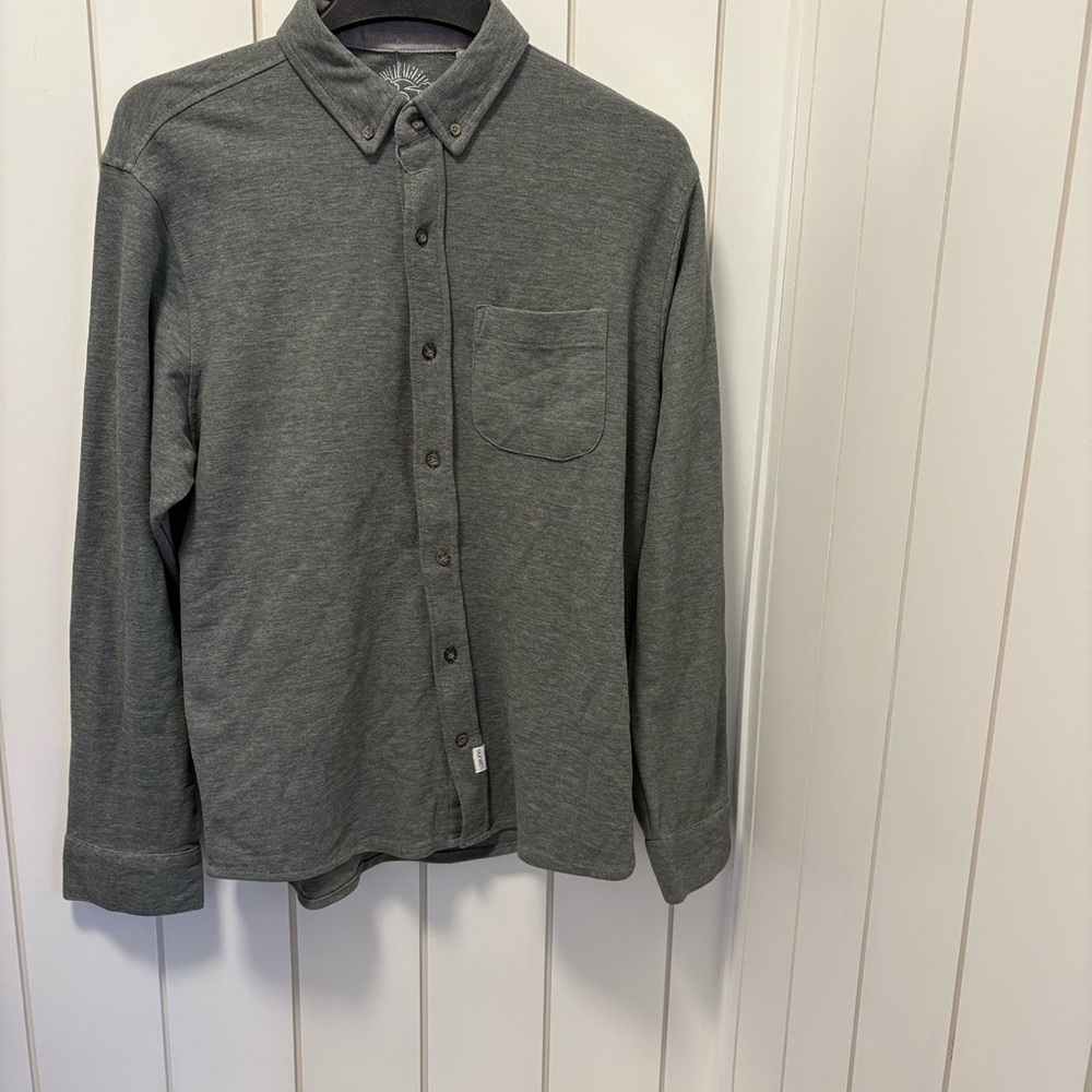 Men’s Green Button-Up Shirt